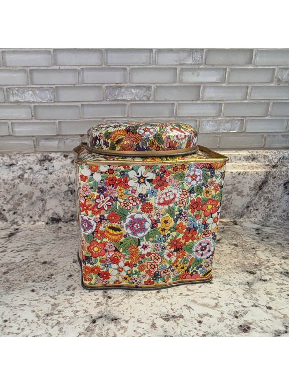 Vintage Daher Wildflower Floral Tin Container England Retro Metal Storage